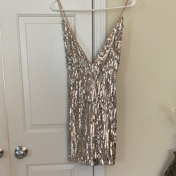 Forever 21 Dresses & Skirts - Forever 21 Gold Sequin Dress